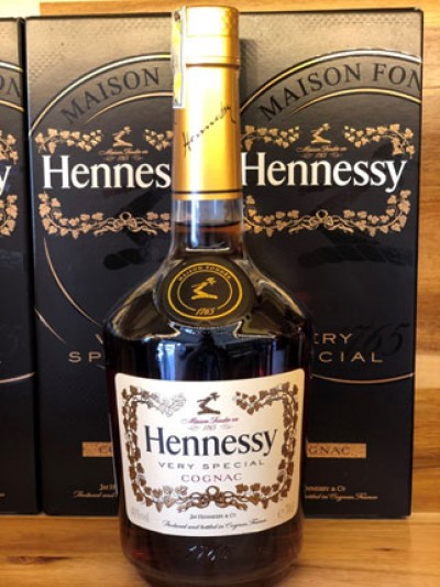 Rượu Hennessy HCM - Cửa hàng rượu Hennessy chính hãng tại TPHCM