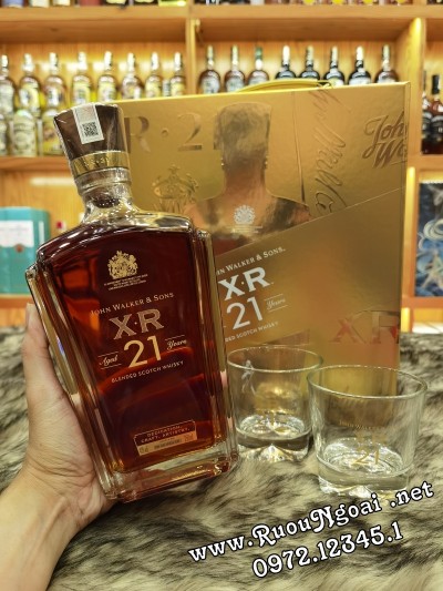 Rượu Johnnie Walker XR21 Hộp Quà 2026