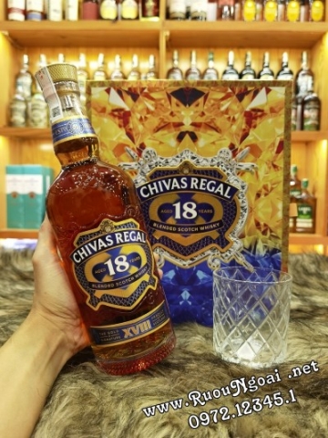 Rượu Chivas Regal 18YO Gold Hộp Quà 2026