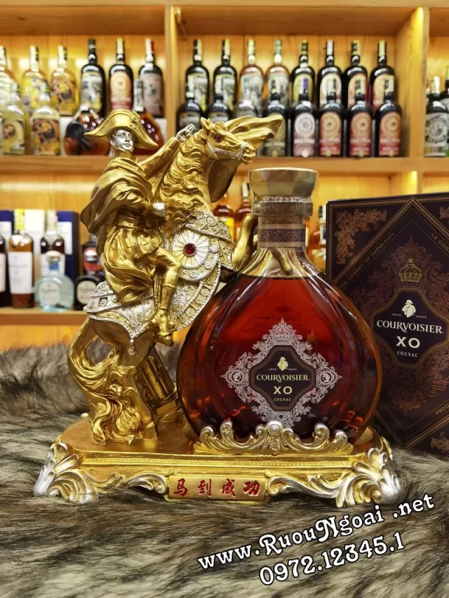 Rượu Courvoisier XO + Kệ Ngựa Napoleon