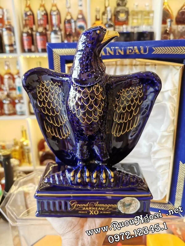 Rượu Janneau XO Blue Eagle