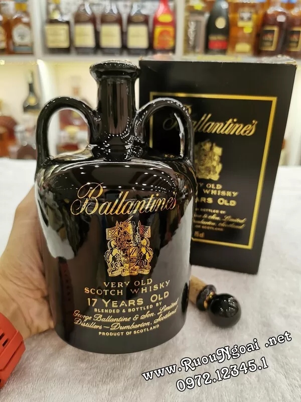 Rượu Ballantine's 17 Năm Very Old
