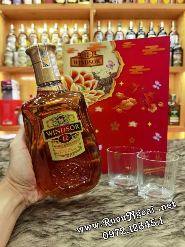 Rượu Whisky Windsor 12YO Hộp Quà