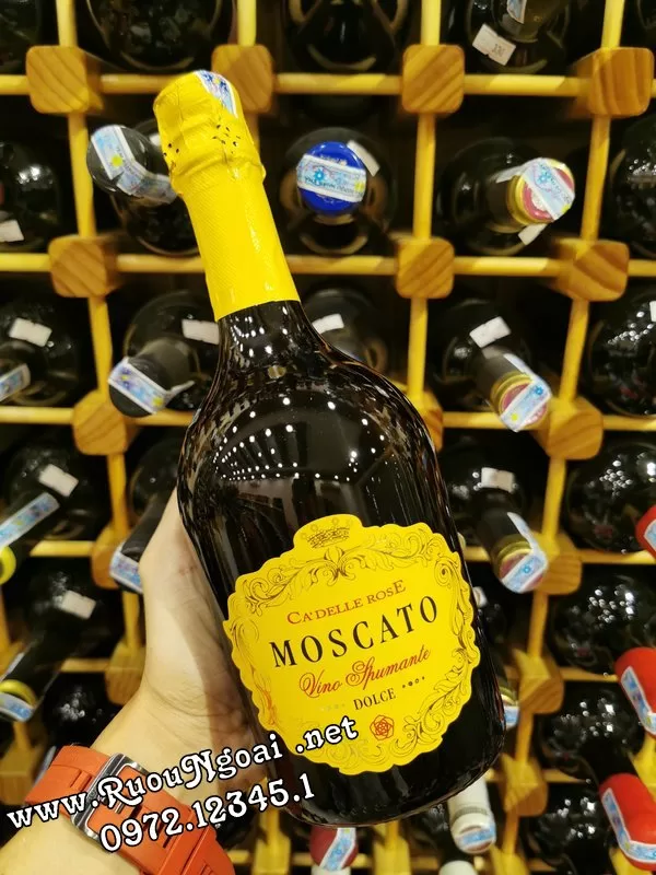 Rượu vang Nổ Moscato Vino Fhumante