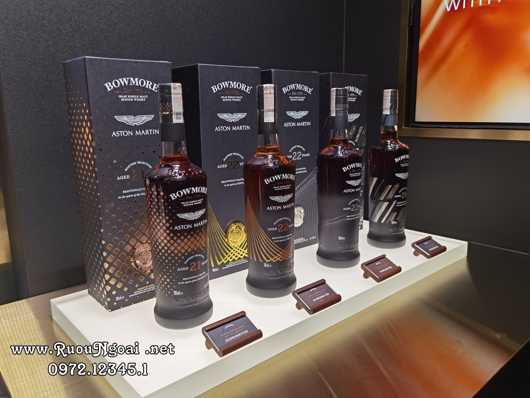 Rượu Bowmore Aston Martin 2