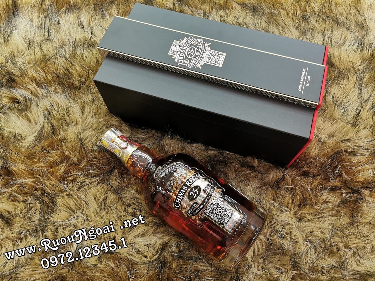 Rượu Chivas 25