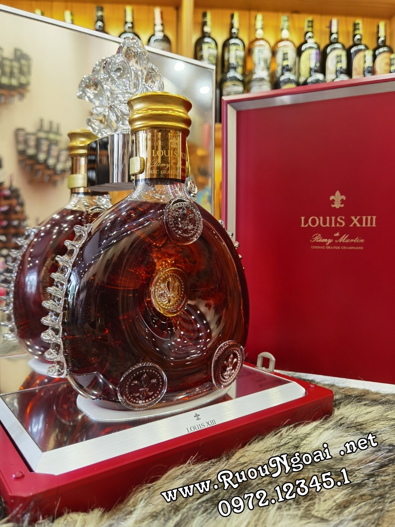 Rượu Remy Martin Louis XIII 4